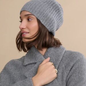 Aritzia Babaton 100% Cashmere Beanie Hat Gray Grey Ribbed Knit NEW with Tags